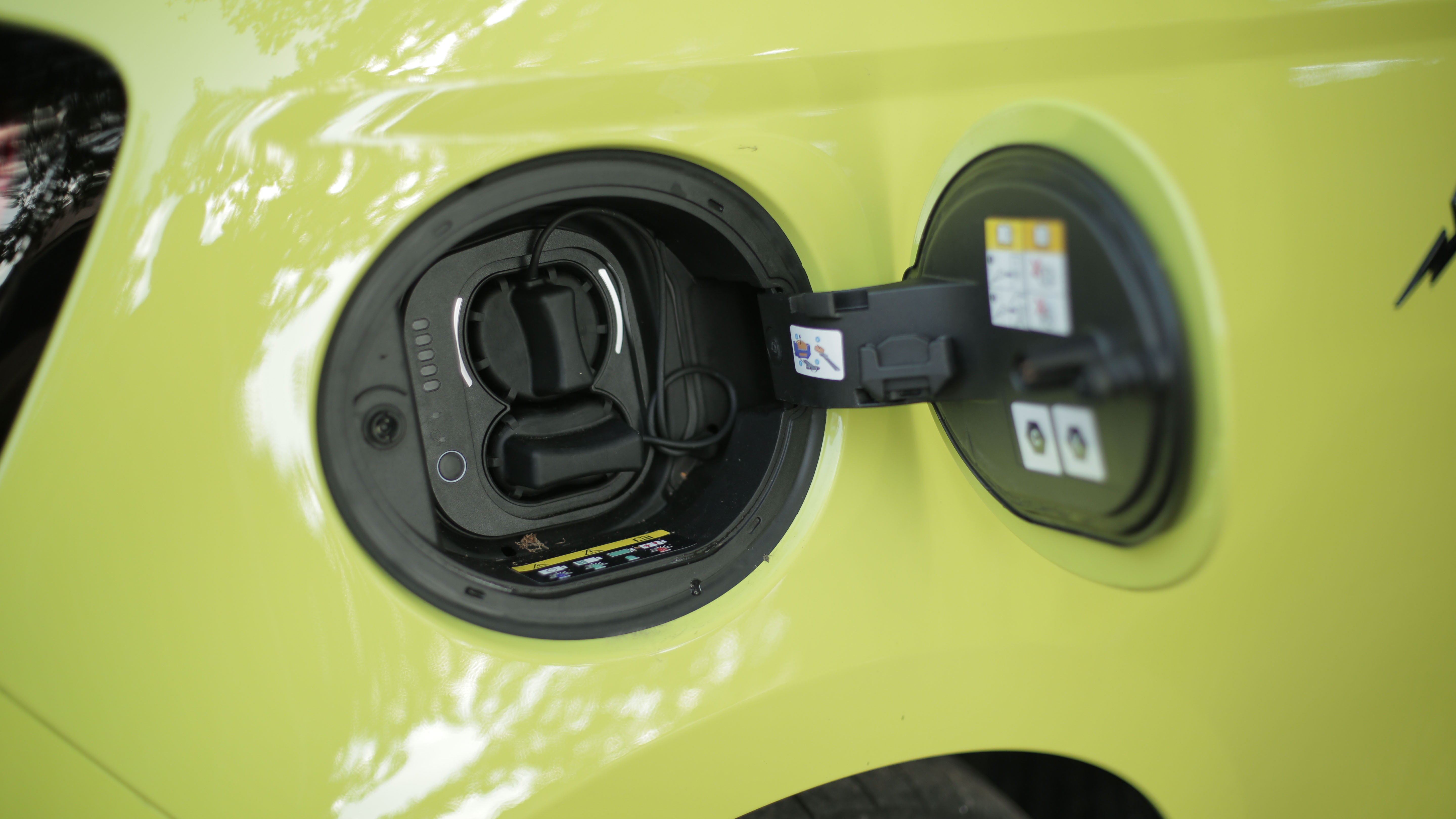 ABARTH 500 ELECTRIC HATCHBACK 114kW 42.2kWh 3dr Auto